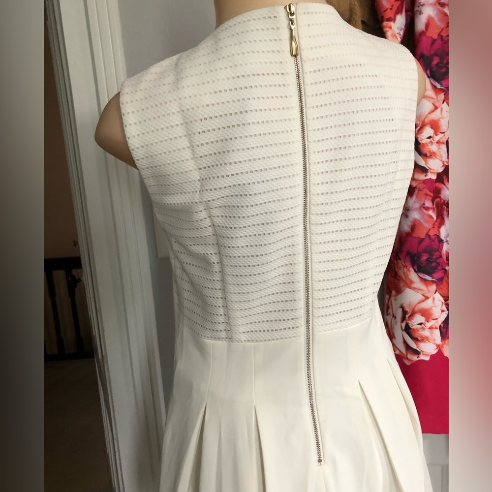Muzilan Skater Style Dress - Picture 3 of 10